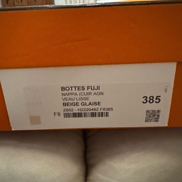 Hermes White calf leather Fuji Weather mid height Boot NIB 38.5 - Picture 14 of 14